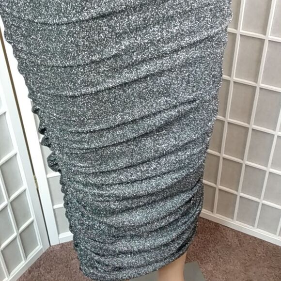Forever Rose Couture, formal metallic ruched dress - Picture 4 of 13